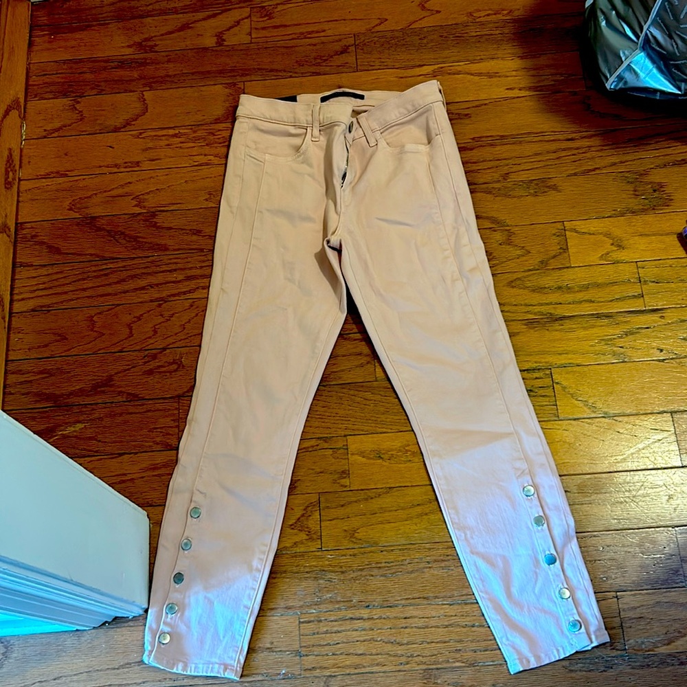 High end!! Pink pants